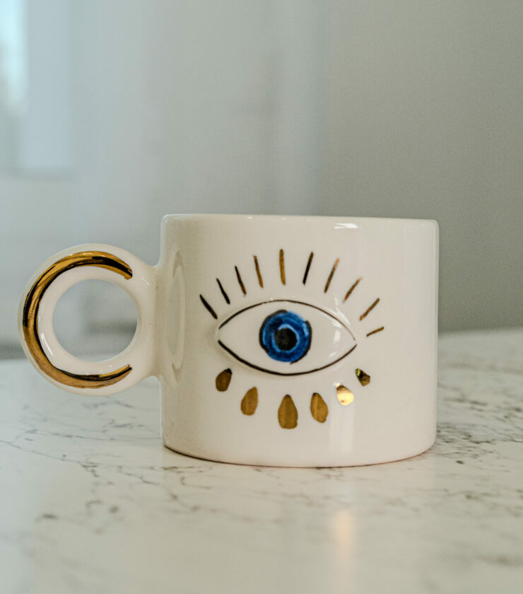 Mug artisanal en céramique – Œil Nazar